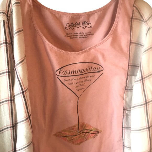 Reworked Flannel Shirt, Size S to M: Upcycled Oversized Cosmopolitan Graphic Tee - Picture 12 of 12